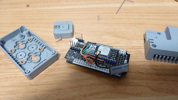 TWELite PALの開閉センサーをM5Atom 経由でLINEに通知する
